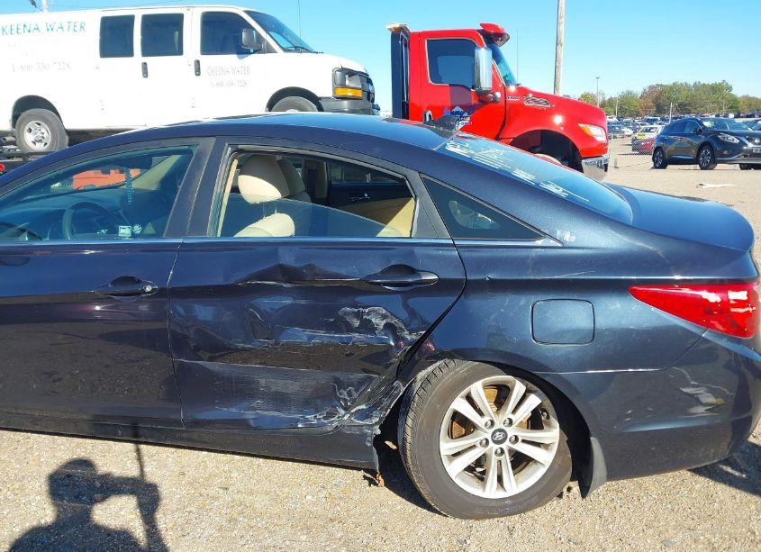 Photo 6 of 2013 Hyundai Sonata GLS (VIN 5NPEB4AC9DH584066)