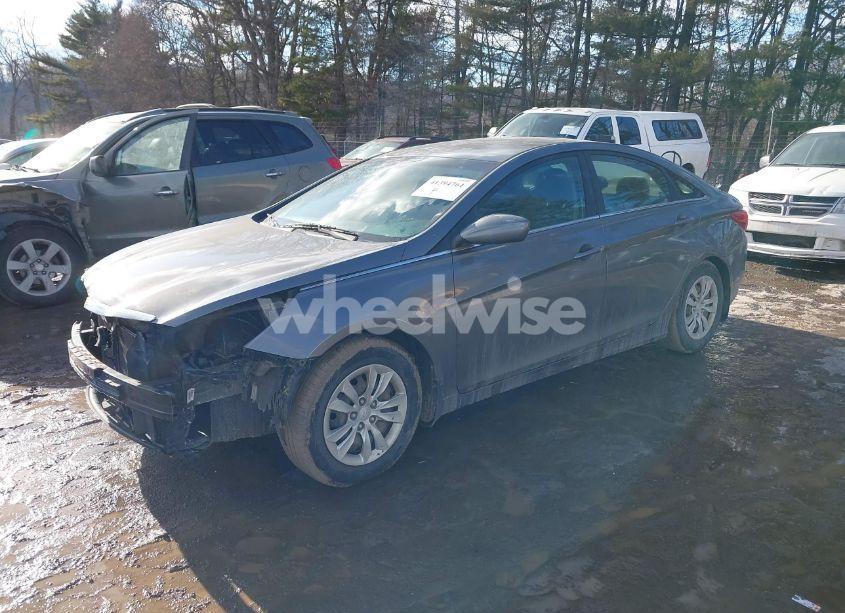 Photo 2 of 2013 Hyundai Sonata GLS (VIN 5NPEB4AC9DH586089)