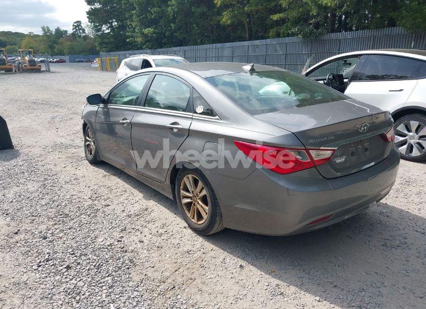 Photo 3 of 2013 Hyundai Sonata GLS (VIN 5NPEB4AC9DH619608)