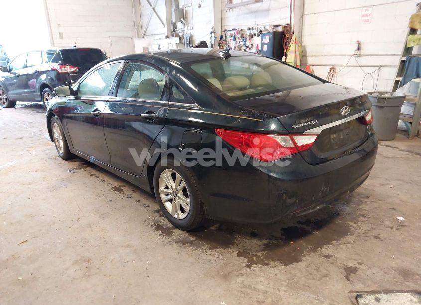 Photo 3 of 2013 Hyundai Sonata GLS (VIN 5NPEB4AC9DH637350)