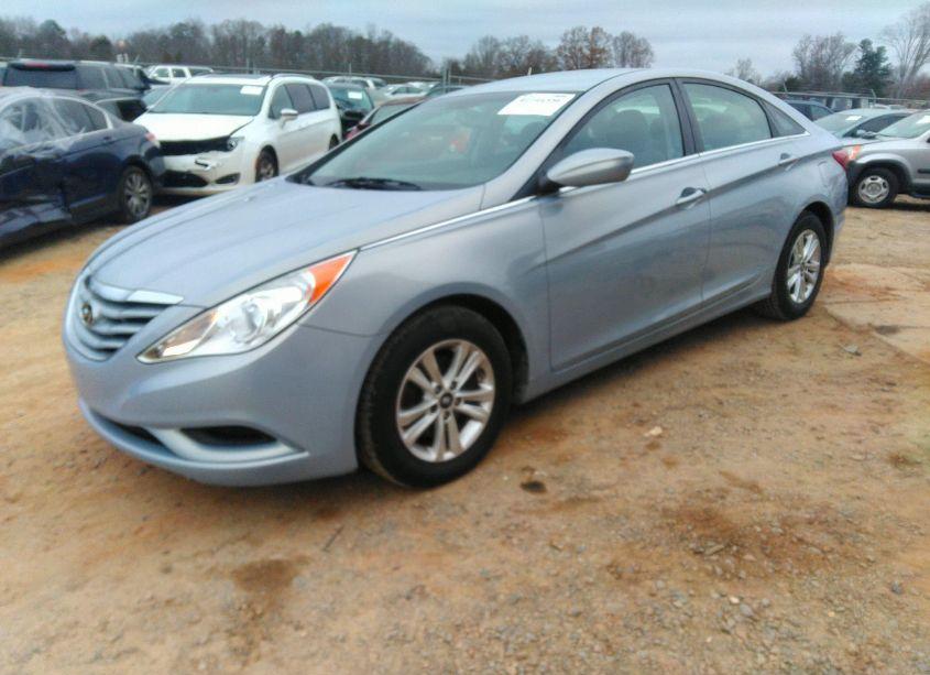 Photo 2 of 2013 Hyundai Sonata GLS (VIN 5NPEB4AC9DH646209)