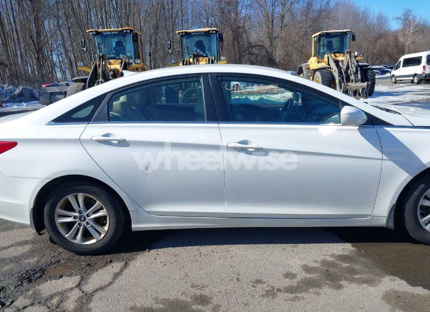 Photo 13 of 2013 Hyundai Sonata GLS (VIN 5NPEB4AC9DH648753)