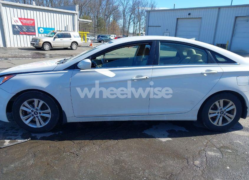 Photo 14 of 2013 Hyundai Sonata GLS (VIN 5NPEB4AC9DH648753)