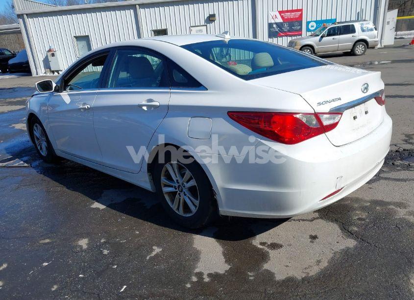 Photo 3 of 2013 Hyundai Sonata GLS (VIN 5NPEB4AC9DH648753)