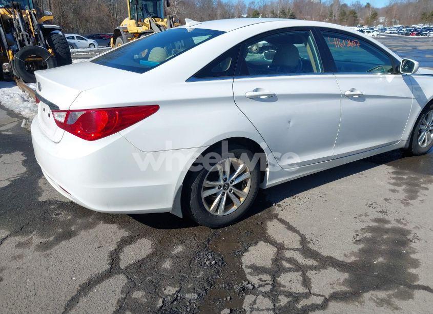 Photo 4 of 2013 Hyundai Sonata GLS (VIN 5NPEB4AC9DH648753)