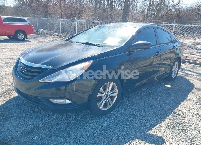 Photo 2 of 2013 Hyundai Sonata GLS (VIN 5NPEB4AC9DH654374)