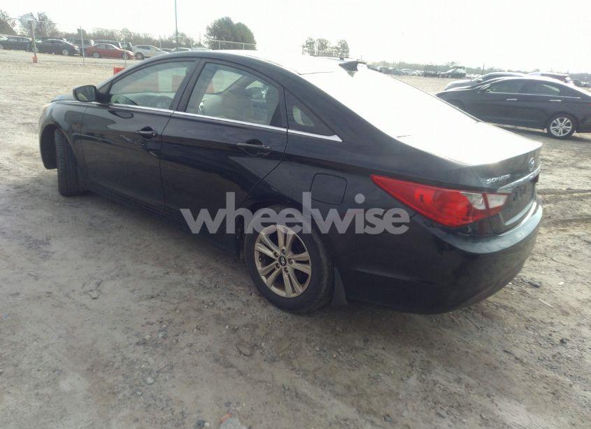 Photo 3 of 2013 Hyundai Sonata GLS (VIN 5NPEB4AC9DH679565)