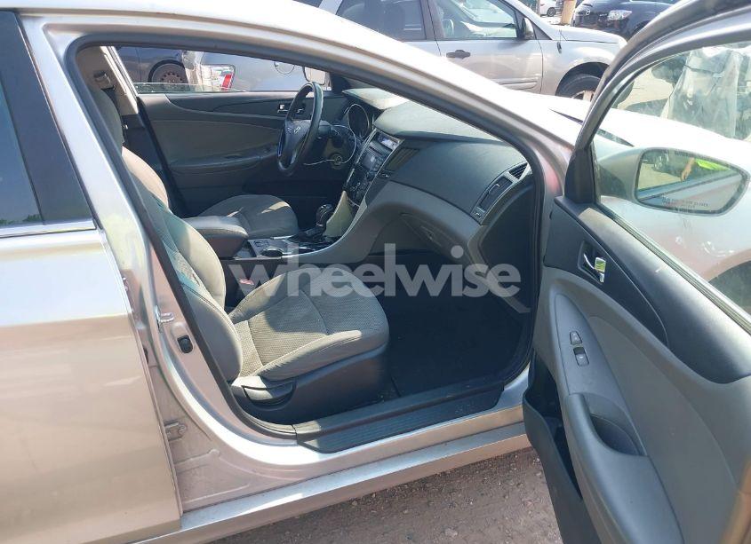 Photo 5 of 2013 Hyundai Sonata GLS (VIN 5NPEB4AC9DH680523)