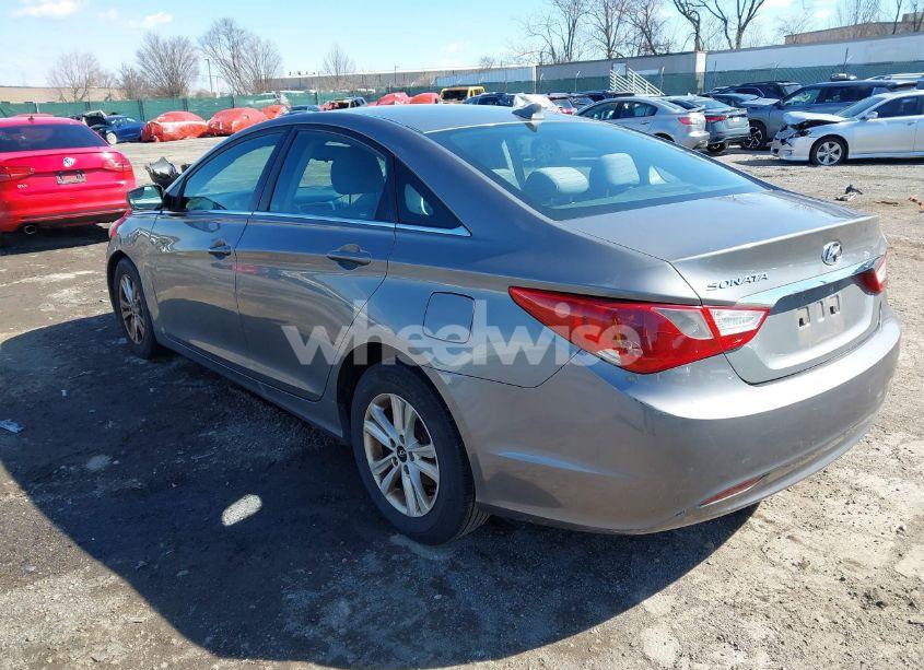 Photo 3 of 2013 Hyundai Sonata GLS (VIN 5NPEB4AC9DH729932)