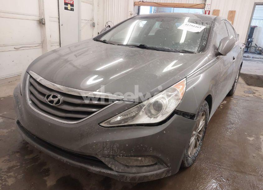 Photo 2 of 2013 Hyundai Sonata GLS (VIN 5NPEB4AC9DH764633)