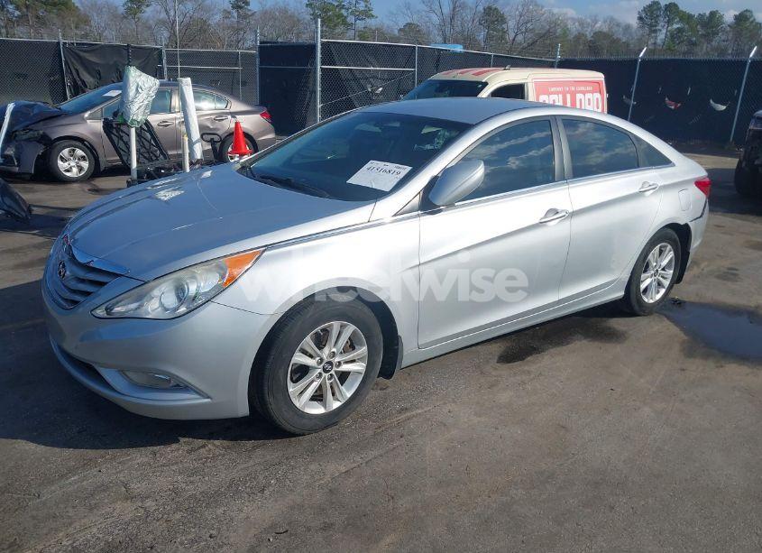 Photo 2 of 2013 Hyundai Sonata GLS (VIN 5NPEB4AC9DH789127)