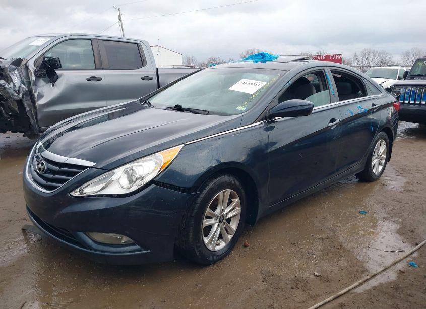 Photo 2 of 2013 Hyundai Sonata GLS (VIN 5NPEB4AC9DH789855)