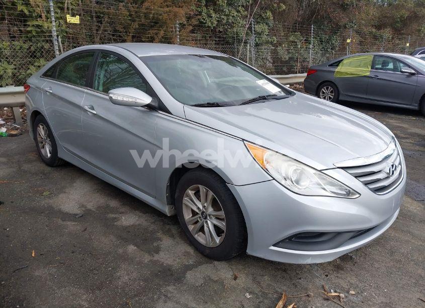 2014 Hyundai Sonata GLS (VIN 5NPEB4AC9EH827294) main photo