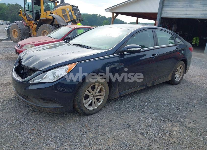 Photo 2 of 2014 Hyundai Sonata GLS (VIN 5NPEB4AC9EH841857)