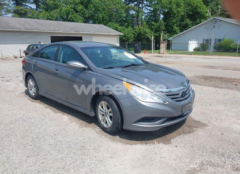 2014 Hyundai Sonata GLS (VIN 5NPEB4AC9EH890122) main photo