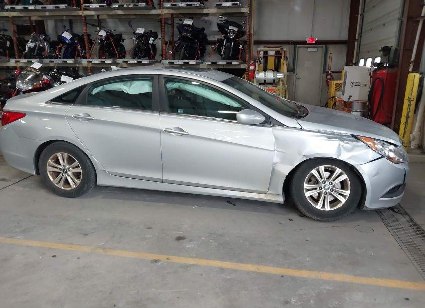 Photo 13 of 2014 Hyundai Sonata GLS (VIN 5NPEB4AC9EH893716)