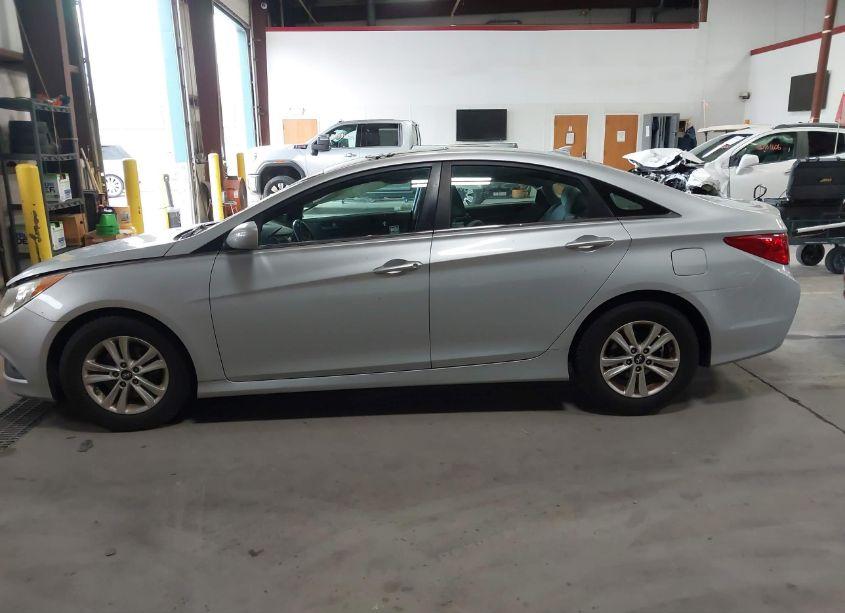 Photo 14 of 2014 Hyundai Sonata GLS (VIN 5NPEB4AC9EH893716)