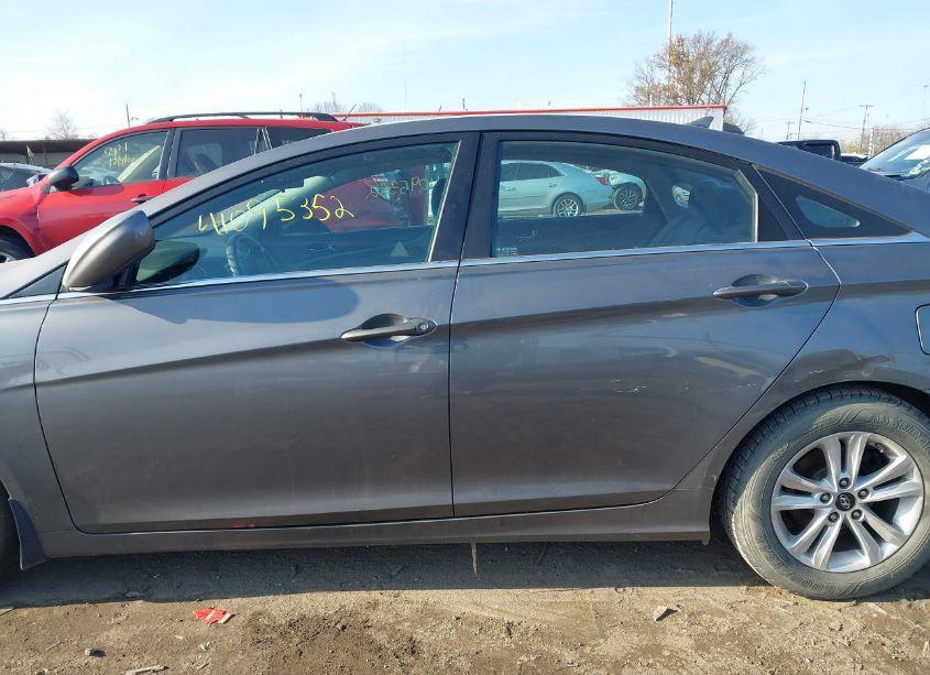 Photo 14 of 2011 Hyundai Sonata GLS (VIN 5NPEB4ACXBH043928)