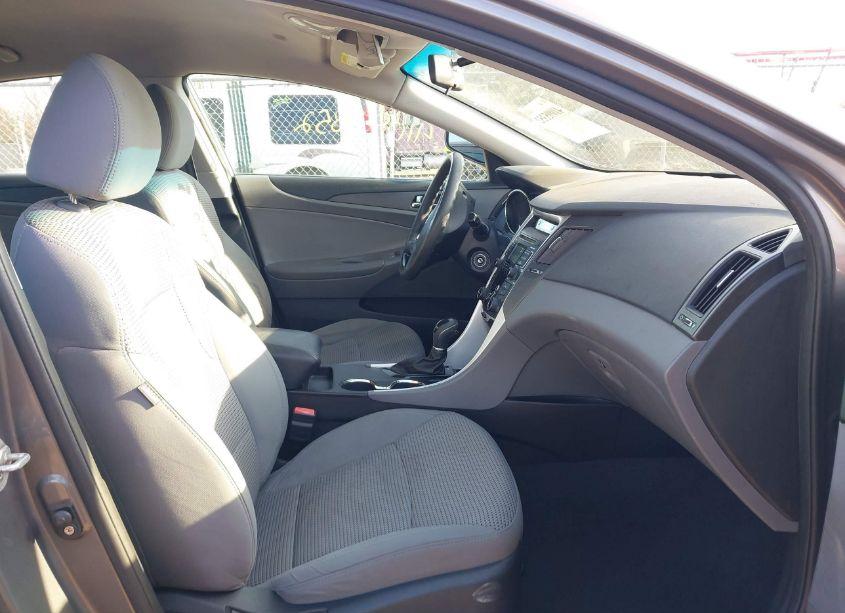 Photo 5 of 2011 Hyundai Sonata GLS (VIN 5NPEB4ACXBH043928)