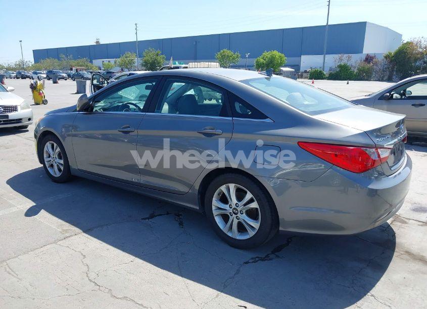 Photo 3 of 2011 Hyundai Sonata GLS (VIN 5NPEB4ACXBH064925)
