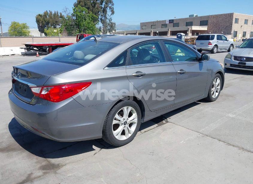 Photo 4 of 2011 Hyundai Sonata GLS (VIN 5NPEB4ACXBH064925)