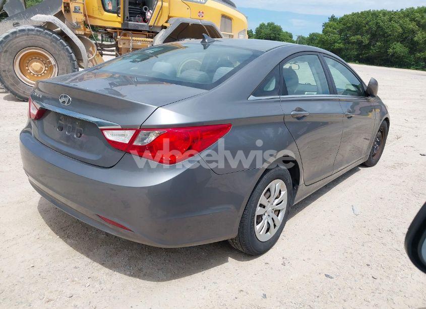 Photo 4 of 2011 Hyundai Sonata GLS (VIN 5NPEB4ACXBH072944)
