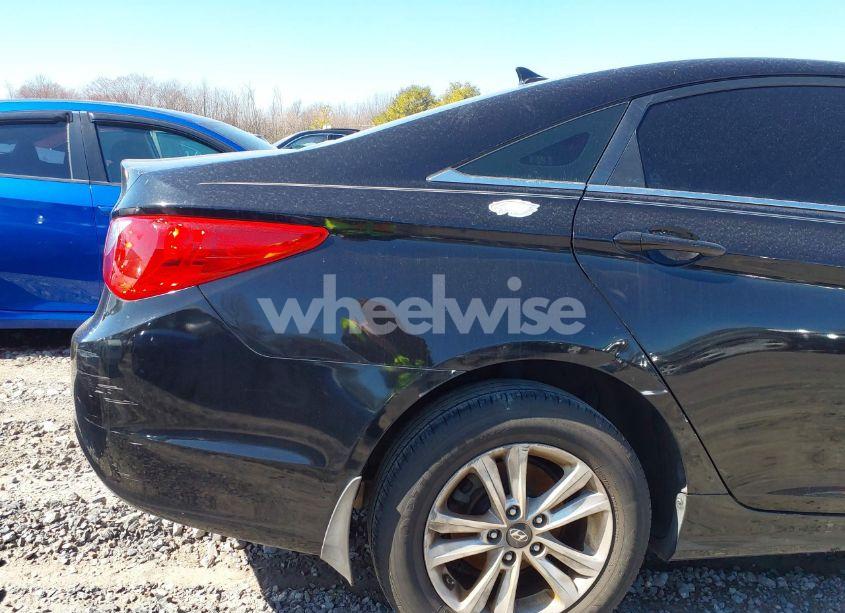 Photo 18 of 2011 Hyundai Sonata GLS (VIN 5NPEB4ACXBH078386)