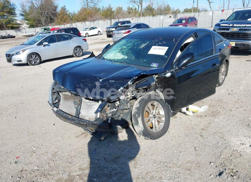 Photo 2 of 2011 Hyundai Sonata GLS (VIN 5NPEB4ACXBH078386)