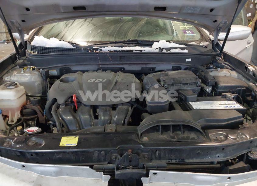 Photo 10 of 2011 Hyundai Sonata GLS (VIN 5NPEB4ACXBH091025)