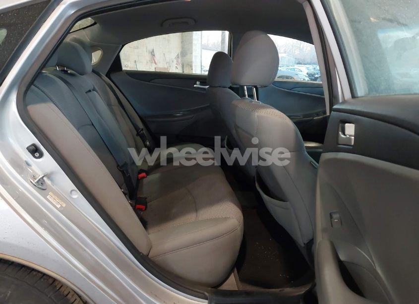 Photo 8 of 2011 Hyundai Sonata GLS (VIN 5NPEB4ACXBH091025)