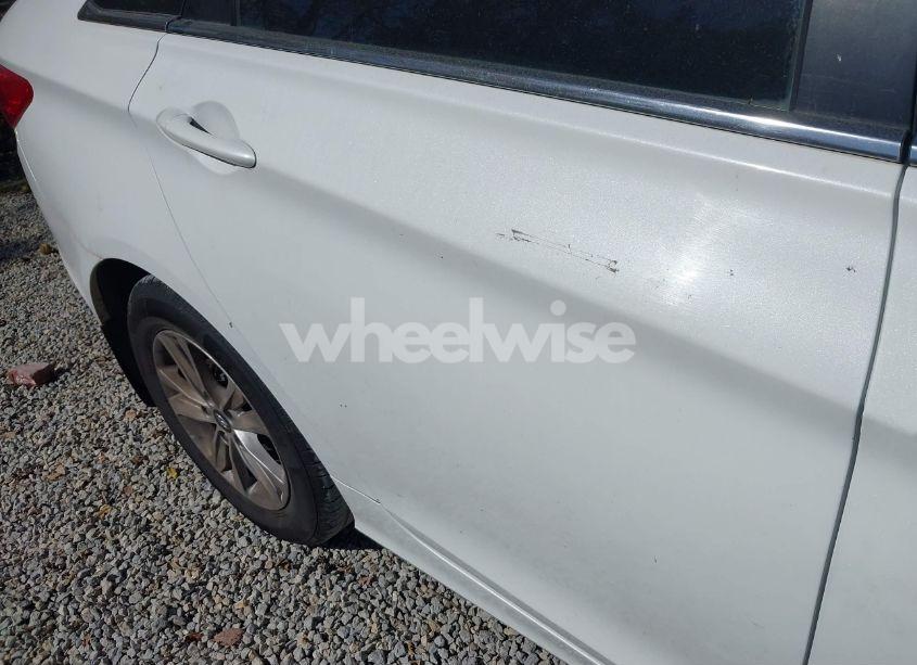 Photo 16 of 2011 Hyundai Sonata GLS (VIN 5NPEB4ACXBH097973)