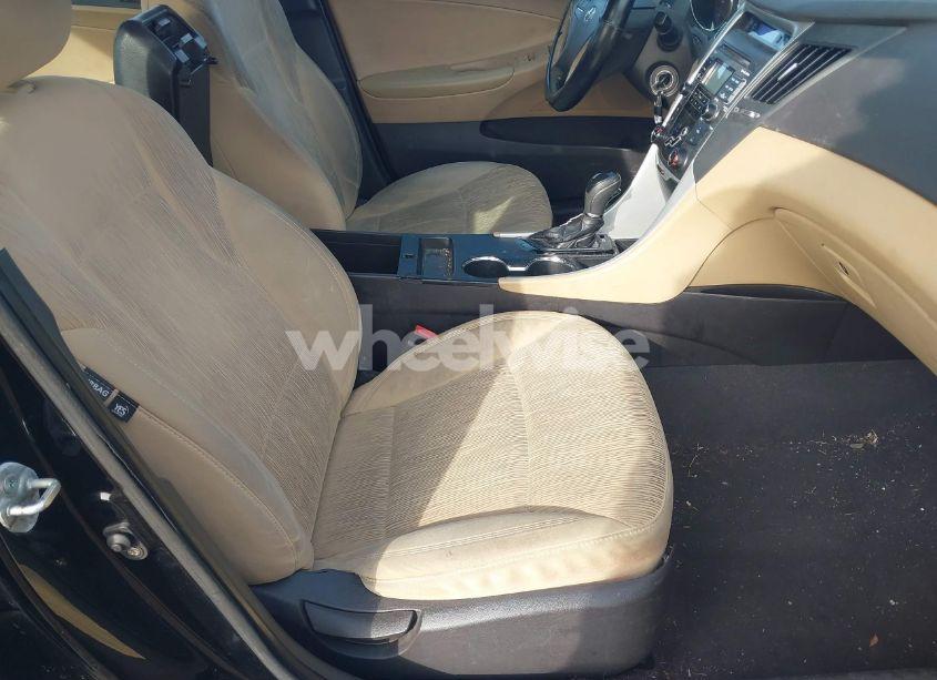 Photo 5 of 2011 Hyundai Sonata GLS (VIN 5NPEB4ACXBH113203)