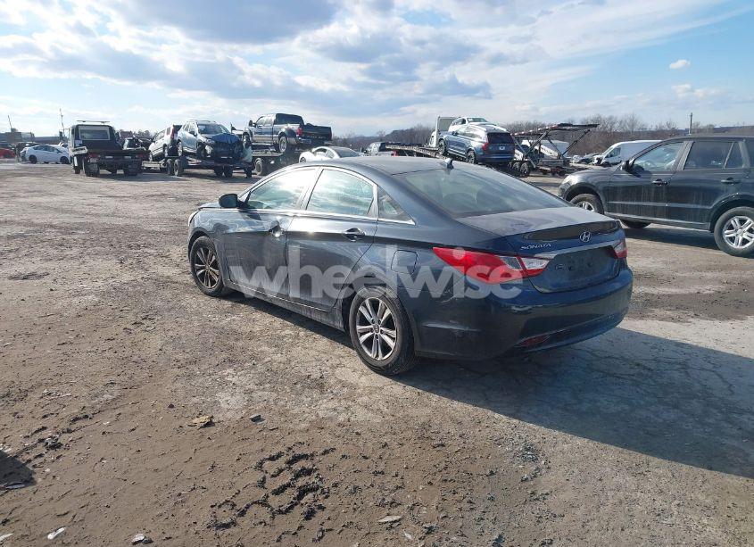 Photo 3 of 2011 Hyundai Sonata GLS (VIN 5NPEB4ACXBH113864)