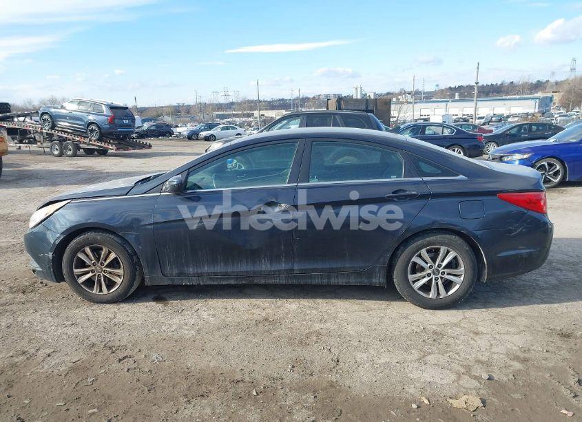 Photo 6 of 2011 Hyundai Sonata GLS (VIN 5NPEB4ACXBH113864)