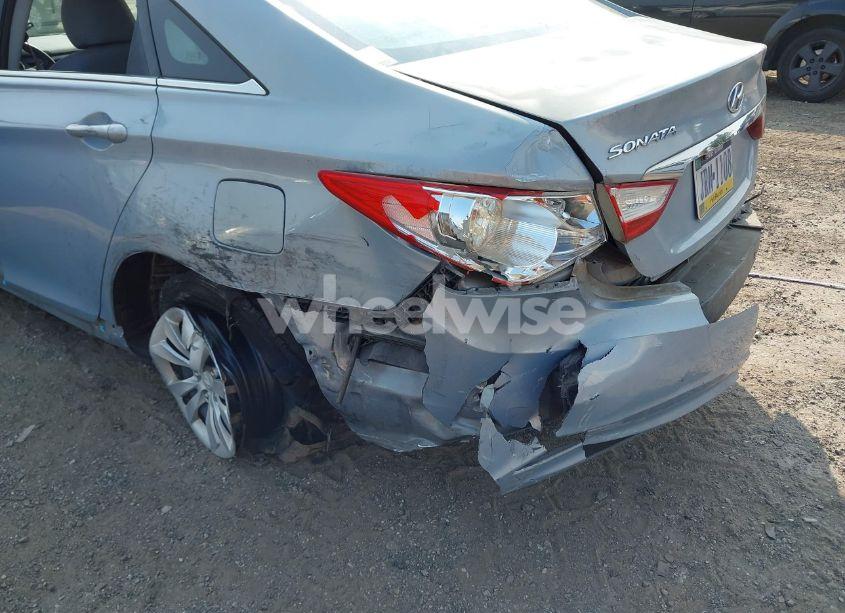 Photo 11 of 2011 Hyundai Sonata GLS (VIN 5NPEB4ACXBH135945)