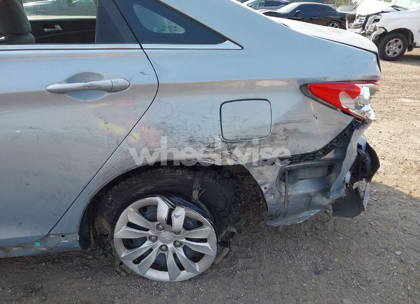 Photo 6 of 2011 Hyundai Sonata GLS (VIN 5NPEB4ACXBH135945)