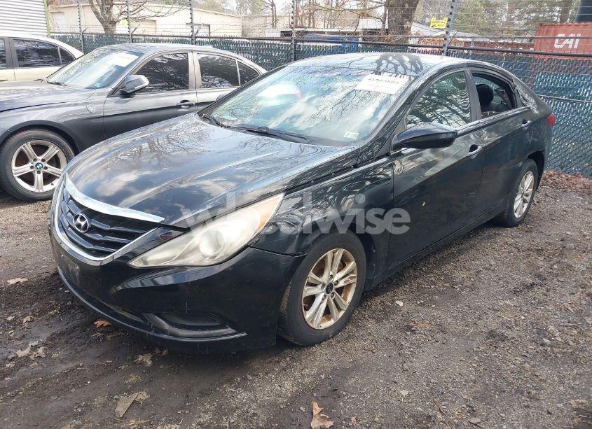 Photo 2 of 2011 Hyundai Sonata GLS (VIN 5NPEB4ACXBH138800)