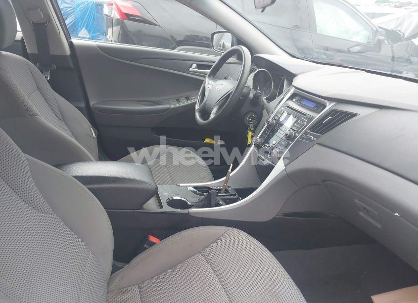 Photo 5 of 2011 Hyundai Sonata GLS (VIN 5NPEB4ACXBH172493)