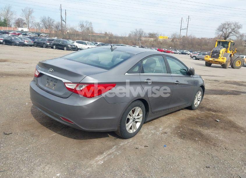 Photo 4 of 2011 Hyundai Sonata GLS (VIN 5NPEB4ACXBH193795)