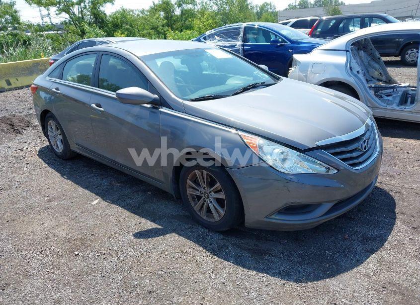 2011 Hyundai Sonata GLS (VIN 5NPEB4ACXBH220400) main photo