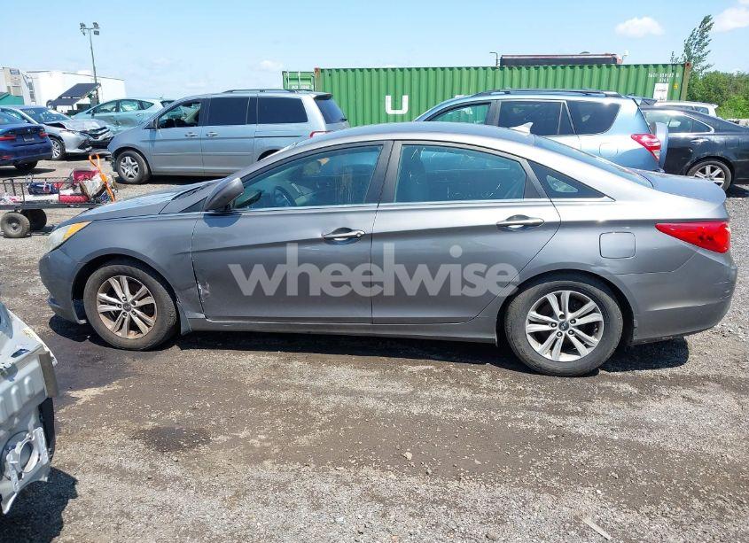 Photo 6 of 2011 Hyundai Sonata GLS (VIN 5NPEB4ACXBH220400)