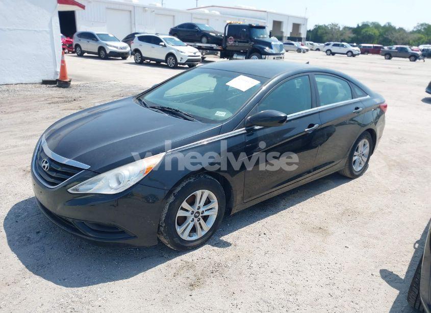 Photo 2 of 2011 Hyundai Sonata GLS (VIN 5NPEB4ACXBH258743)