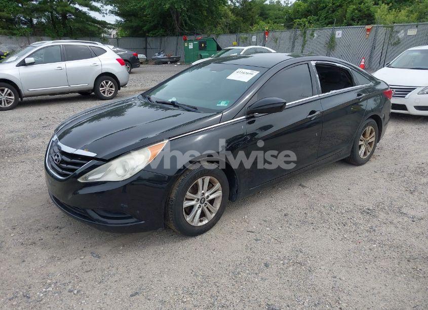 Photo 2 of 2011 Hyundai Sonata GLS (VIN 5NPEB4ACXBH270682)