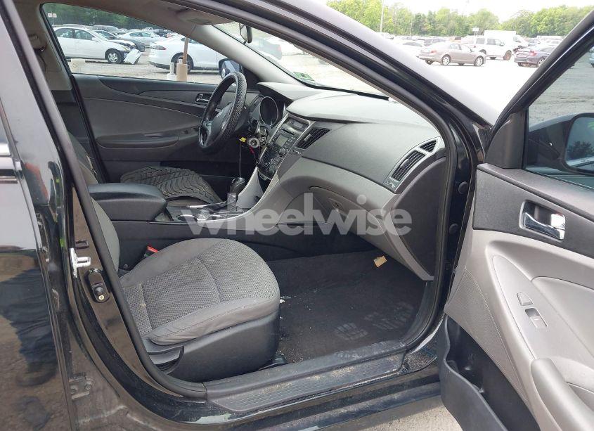 Photo 5 of 2011 Hyundai Sonata GLS (VIN 5NPEB4ACXBH270682)