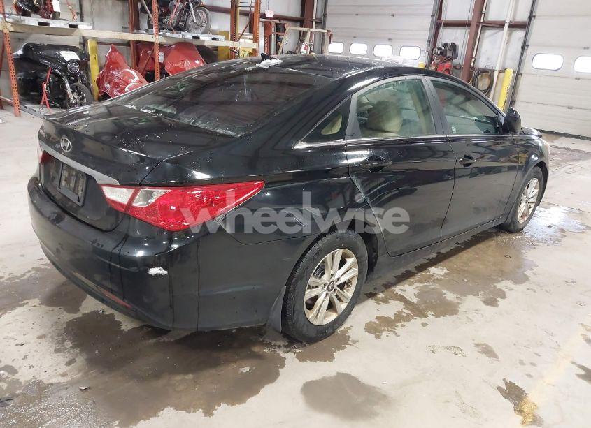 Photo 4 of 2012 Hyundai Sonata GLS (VIN 5NPEB4ACXCH314469)