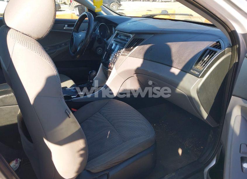 Photo 5 of 2012 Hyundai Sonata GLS (VIN 5NPEB4ACXCH352624)