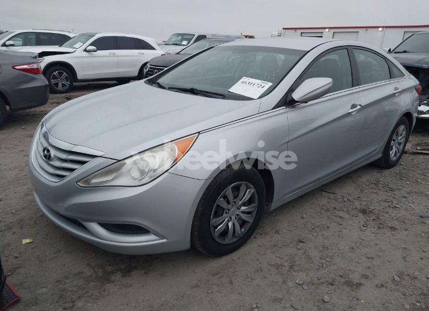 Photo 2 of 2012 Hyundai Sonata GLS (VIN 5NPEB4ACXCH355104)
