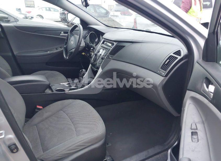 Photo 5 of 2012 Hyundai Sonata GLS (VIN 5NPEB4ACXCH355104)