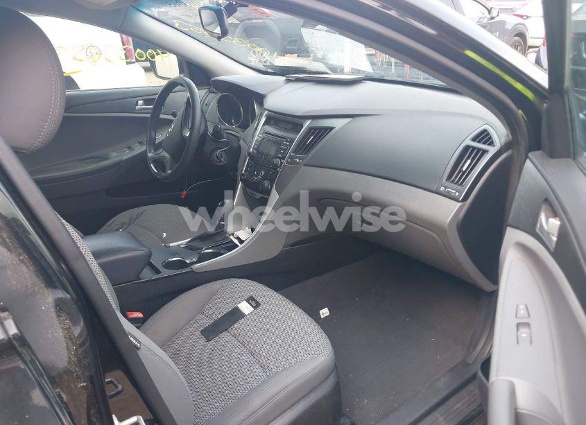 Photo 5 of 2012 Hyundai Sonata GLS (VIN 5NPEB4ACXCH368712)