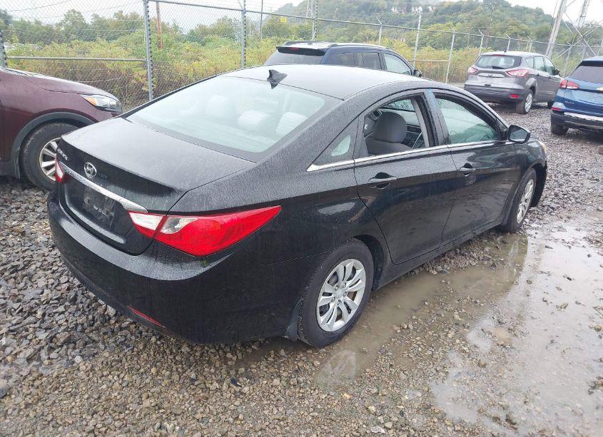 Photo 4 of 2012 Hyundai Sonata GLS (VIN 5NPEB4ACXCH385347)